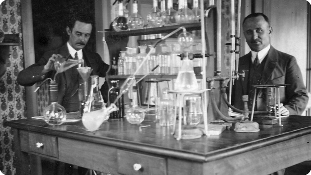 Historicallaboratory